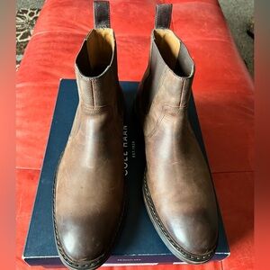 Cole Haan Men's chestnut Leather Chelsea Boots size 10.5M
